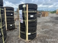 Pneu, roue et jante Quantity of (8) 11R22.5 Snow Traction Retread Tire — occasion