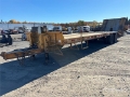 Remorque porte-engins Remfab R3-20-A 34 ft T/A Equipment — occasion 1989