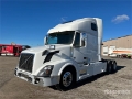 Tracteur routier Volvo VNL — occasion 2015