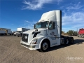 Tracteur routier Volvo VNL — occasion 2013