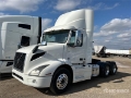 Tracteur routier Volvo VNR 6x4 T/A Day Cab (Inoperable) — occasion 2019