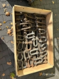 Quantity of (22) Shackles