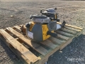 Charrue Wacker Neuson of (2) Wacker Neuson BH55 Cordless Demolition Bre — occasion 2020