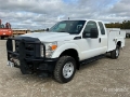 Utilitaire benne Ford F-250 XL 4x4 Extended Cab Utility — occasion 2015