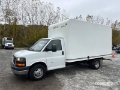 Camion fourgon GMC Savana G3500 4x2 Van — occasion 2018