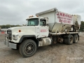 Camion malaxeur Mack RD688 8x4 Mixer — occasion 1997