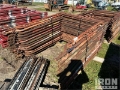 Échafaudage Quantity of (50) Braces and (25) Panels for Scaffo — occasion
