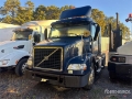 Tracteur routier Volvo VNM200 6x4 T/A Day Cab — occasion 2014