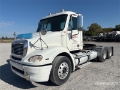 Tracteur routier Freightliner Columbia 112 — occasion 2009