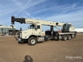 Camion plateau grue Kenworth NBT45 45 ton Straight on Kenworth T800 10x4 B — occasion 2011