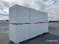 Palan et treuil Quantity of (8) Pallets of Polyiso Insulation — occasion