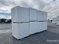 Palan et treuil Quantity of (8) Pallets of Polyiso Insulation — occasion