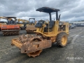 Rouleau monocylindre Caterpillar CP-323C Padfoot Drum Compactor — occasion 2008, 494 h