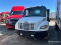 Camion plateau Freightliner M2 106 — occasion 2006