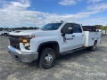 Utilitaire benne GMC Silverado 3500HD 4x4 Crew Cab Utility — occasion 2022