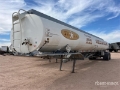 Remorque citerne Heil 9350 gal T/A Tanker — occasion 2000