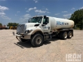 Camion citerne International HV607 4000 gal 6x4 Water — occasion 2023