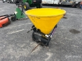 Tonne à lisier Land Pride FSP1000 3-Point 46 in Fertilizer Spreader — occasion 2017