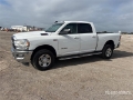 Fourgon utilitaire RAM 2500 4x4 Crew Cab Pickup — occasion 2019