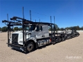 Camion porte-engins Volvo VAH — occasion 2015