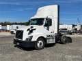 Tracteur routier Volvo VNL42T — occasion 2017