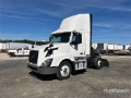 Tracteur routier Volvo VNL42T — occasion 2017