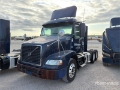 Tracteur routier Volvo VNM64T200 6x4 T/A Day Cab — occasion 2014