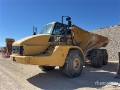 Tombereau articulé Caterpillar 740 — occasion 2010, 12 535 h