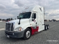 Tracteur routier Freightliner Cascadia 125 6x4 T/A Sleeper — occasion 2016