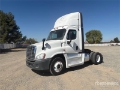 Tracteur routier Freightliner Cascadia 125 — occasion 2015