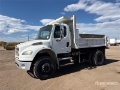 Camion benne Freightliner M2 106 4x2 S/A Dump — occasion 2008