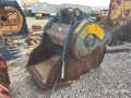 MB Crusher BF90.3 38 in Excavator Crusher Bucket