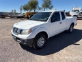 Fourgon utilitaire Nissan Frontier 4x2 Extended Cab Pickup — occasion 2014