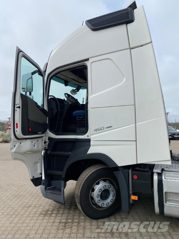 Volvo Vehicle Tractor 4x2 Standard Prime Movers