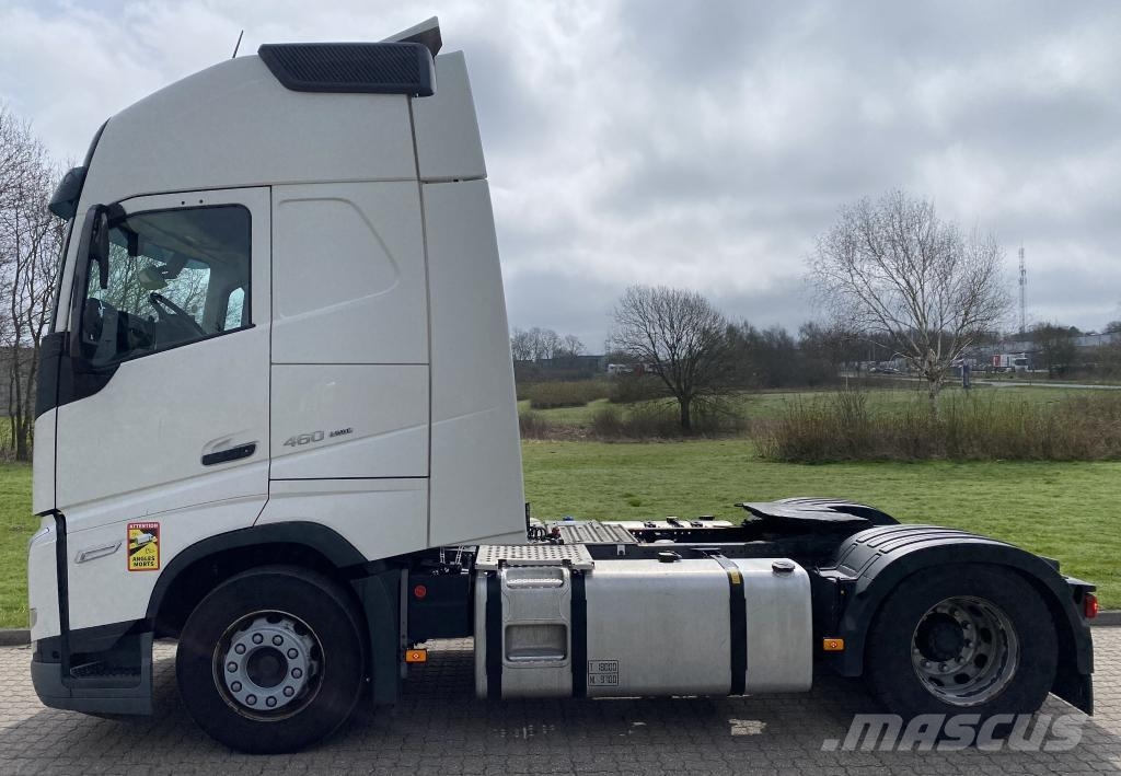 Volvo Vehicle Tractor 4x2 Standard Prime Movers