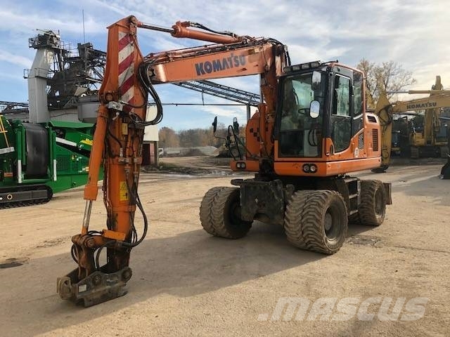Komatsu PW148-10 Pelle sur pneus
