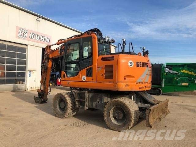 Komatsu PW148-10 Pelle sur pneus