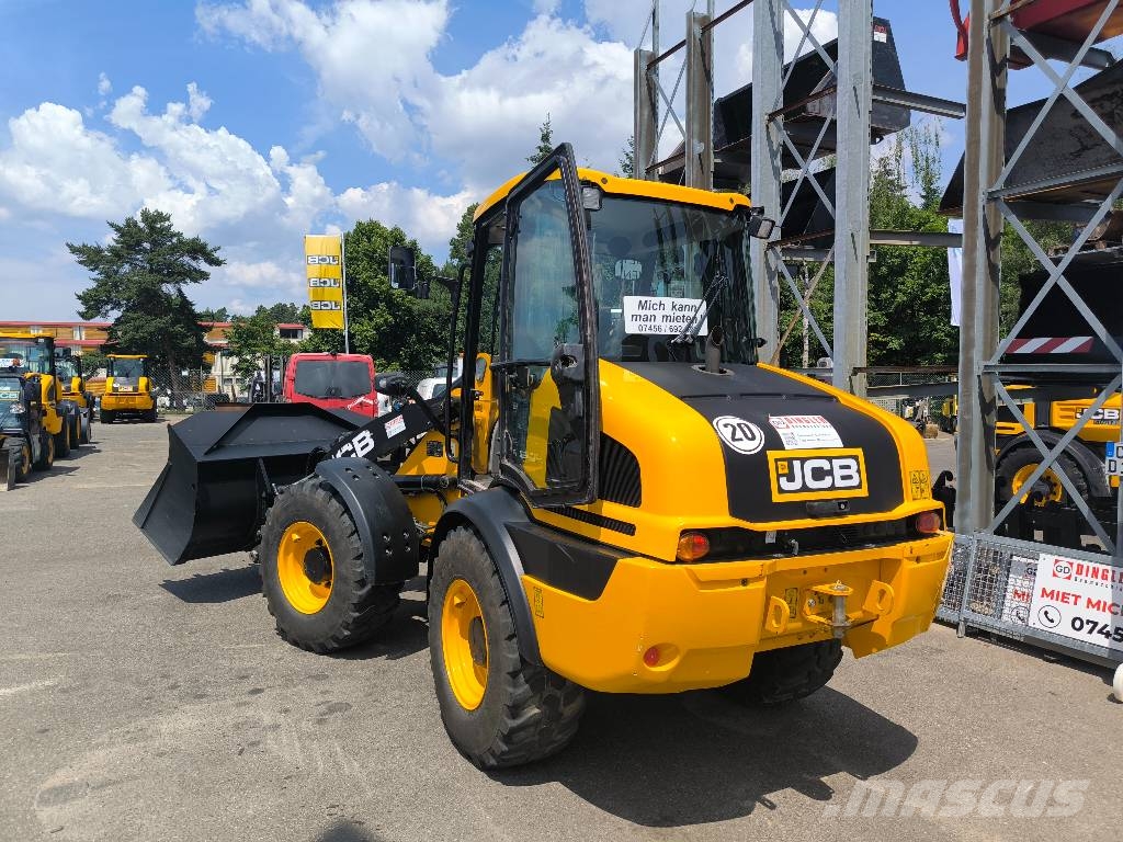JCB 409 لوادر بعجل