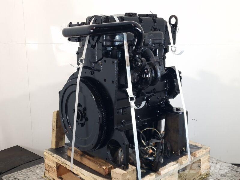 CAT Perkins 3054E Motorer