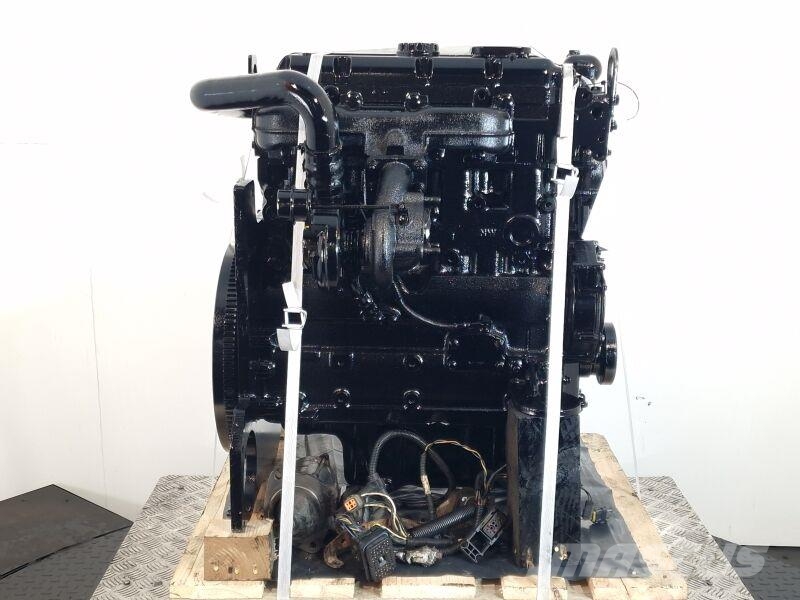 CAT Perkins 3054E Motorer