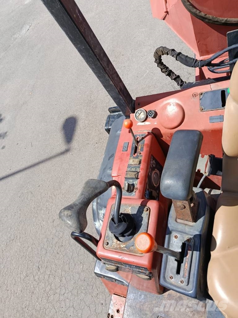 Ditch Witch RT115 Scavafossi