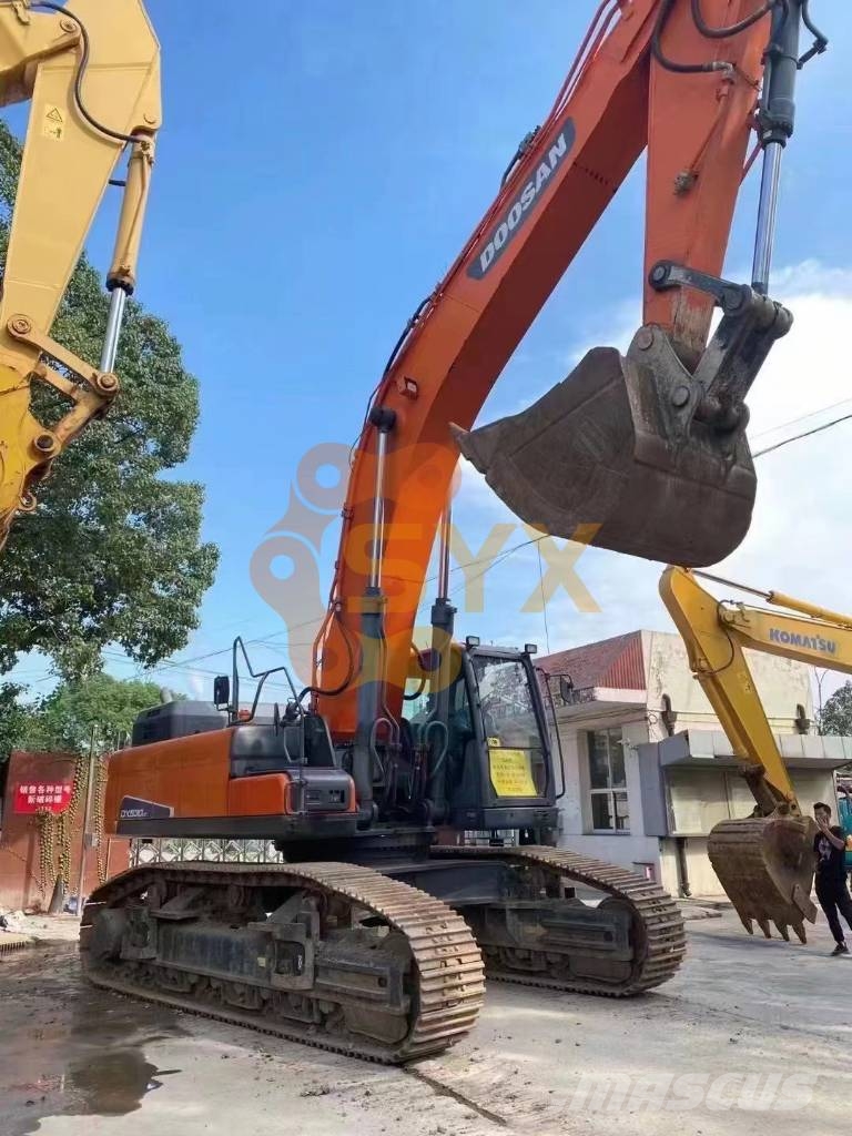 Doosan DX 530 LC 履带挖掘机