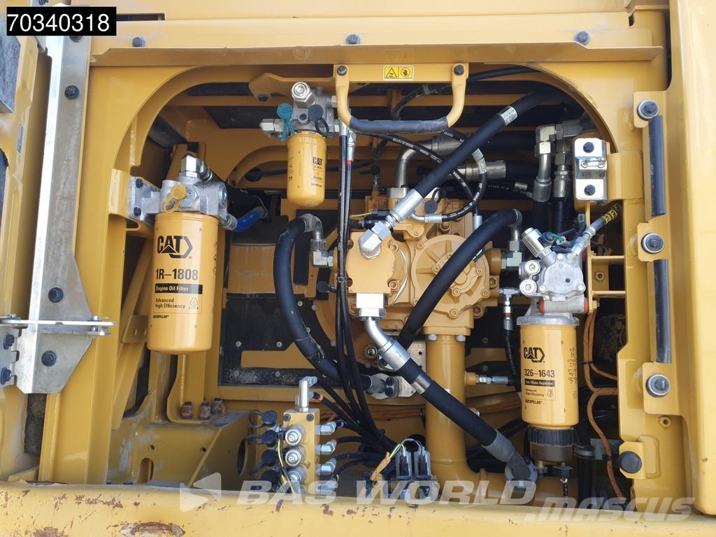 CAT 352 F Rupsgraafmachines