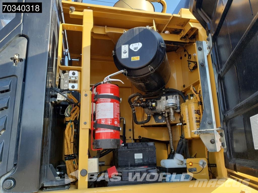 CAT 352 F Rupsgraafmachines