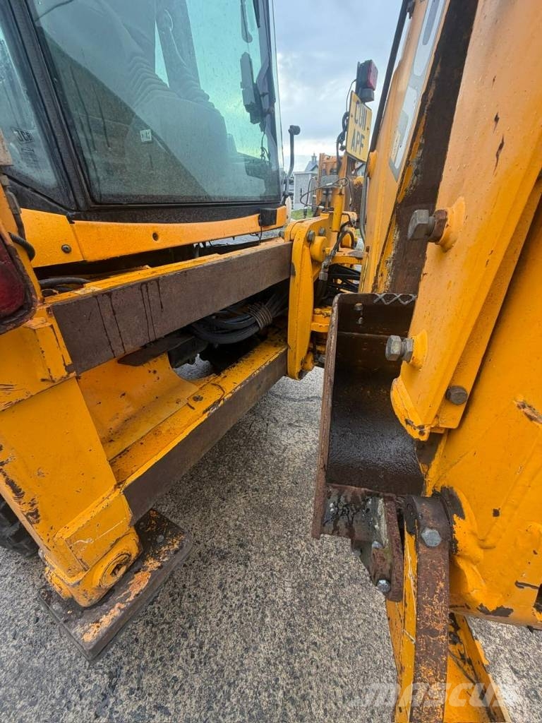 JCB 2 CX Streetmaster Tractopelle