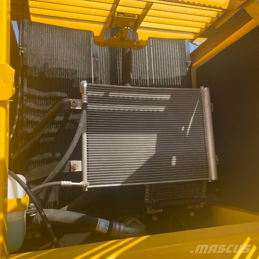 Komatsu PC 240 Bagri goseničarji
