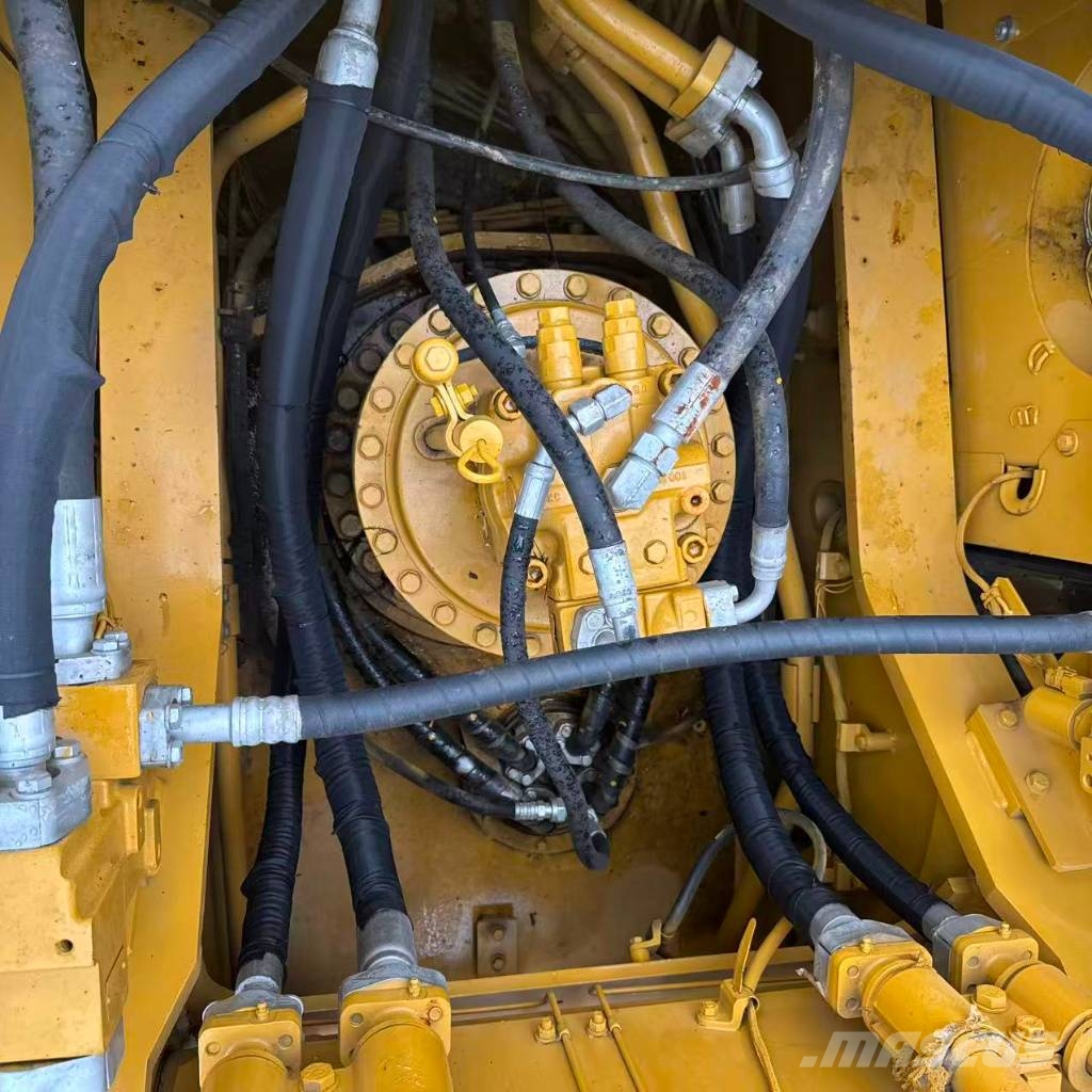 CAT 336 E 履带挖掘机