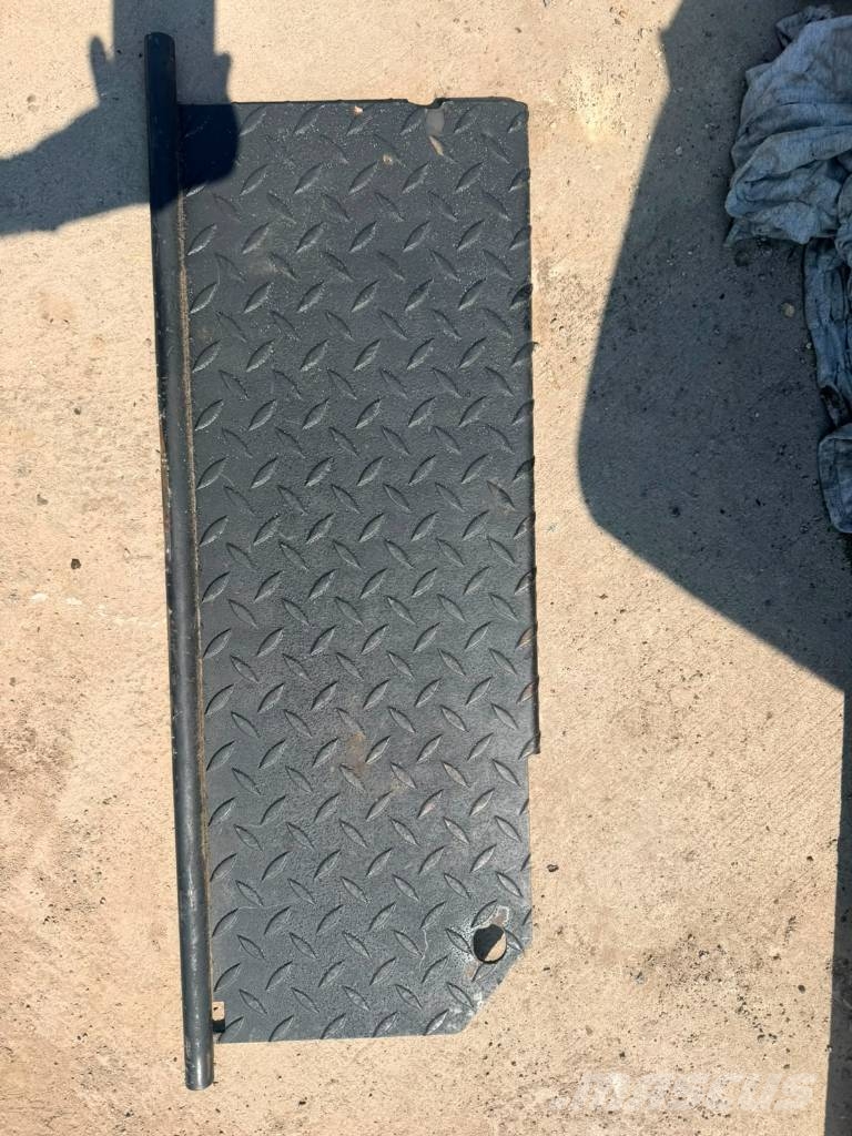 John Deere 1270E Panels Chassi e suspensão