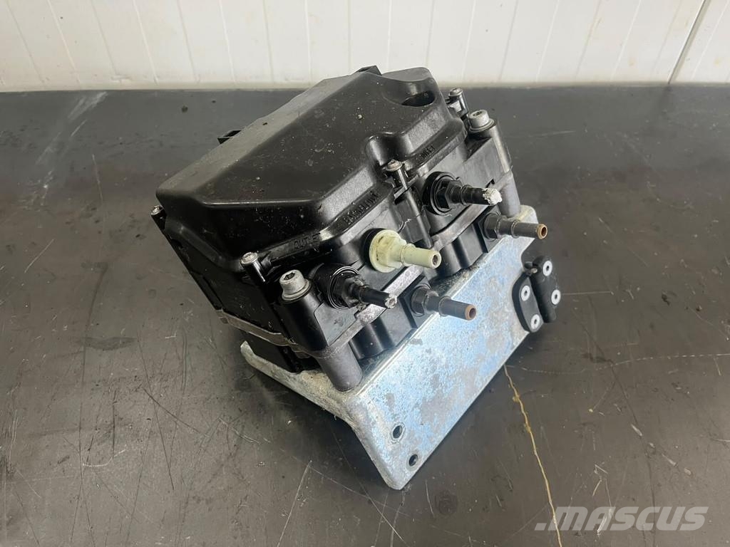 Liebherr pump Transport - Inne