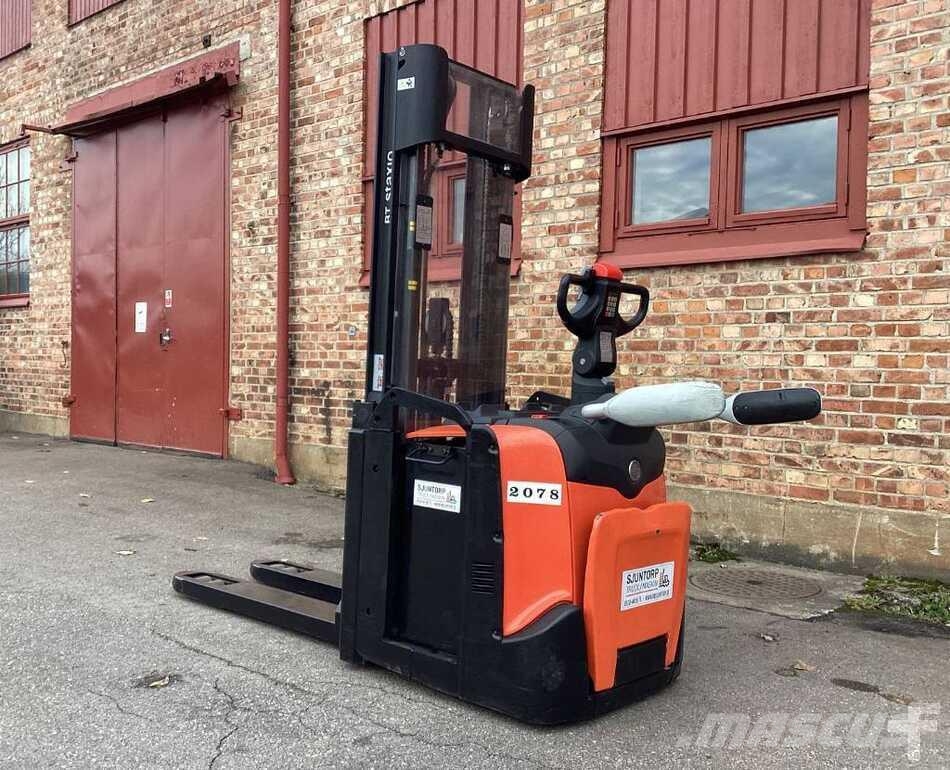 BT SPE 120 L Stand-in stackers
